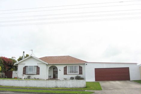 Photo of property in 36 Brown Street, Inglewood, 4330