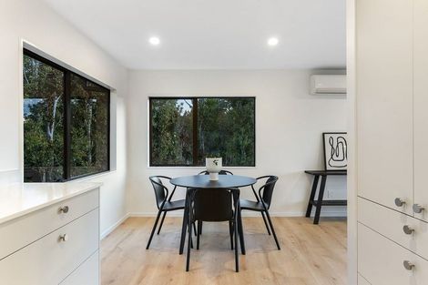 Photo of property in 1 Tauhinu Road, Greenhithe, Auckland, 0632