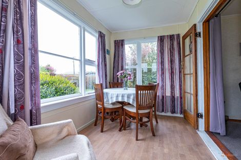 Photo of property in 28 Augustine Street, Waimate, 7924