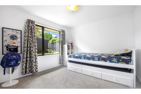 Photo of property in 44 Acacia Avenue, Rangiora, 7400