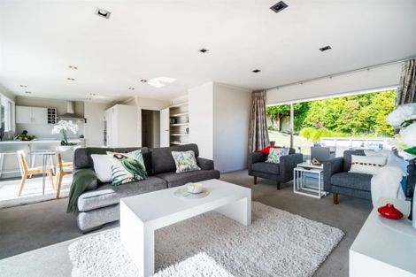 Photo of property in 8 Catrina Avenue, Birkenhead, Auckland, 0626