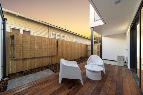 Photo of property in 2/25 Allard Street, Edgeware, Christchurch, 8013