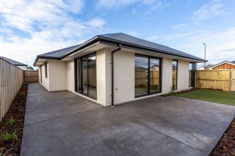 Photo of property in 15 Millhaven Place, Casebrook, Christchurch, 8051