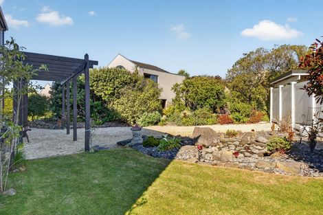 Photo of property in 74 Glenstrae Road, Redcliffs, Christchurch, 8081