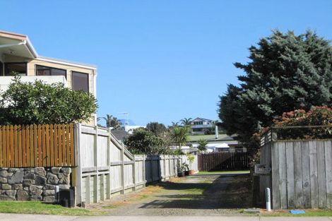 Photo of property in 19 Ohuirehe Road, Coastlands, Whakatane, 3120