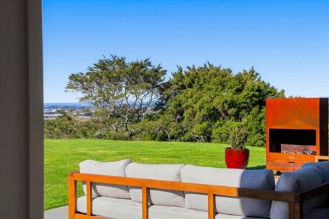 Photo of property in 25 Morepork Way, Papamoa, 3183