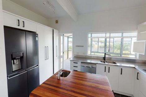 Photo of property in 30 Strathmore Avenue, Strathmore Park, Wellington, 6022