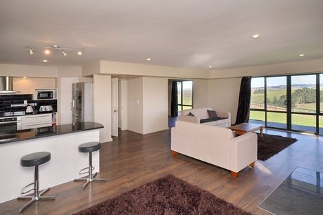 Photo of property in 195 Mound Road, Broomfield, 7482