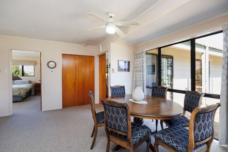 Photo of property in 136 Newbury Line, Newbury, Palmerston North, 4478