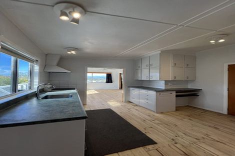 Photo of property in 193 Te Atatu Road, Te Atatu South, Auckland, 0610