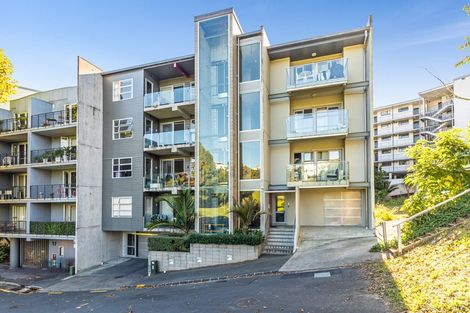 Photo of property in 4b/15 Fleet Street, Eden Terrace, Auckland, 1021