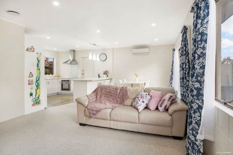 Photo of property in 1/32 Stredwick Drive, Torbay, Auckland, 0630