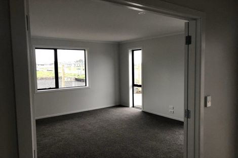 Photo of property in 55 Murray Ward Drive, Te Kauwhata, 3710