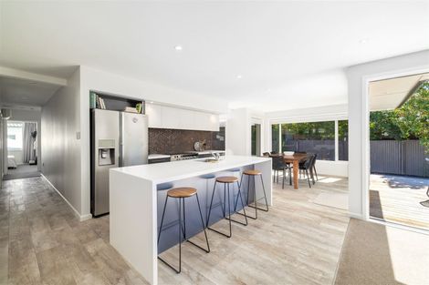 Photo of property in 16 Englefield Road, Belfast, Christchurch, 8051