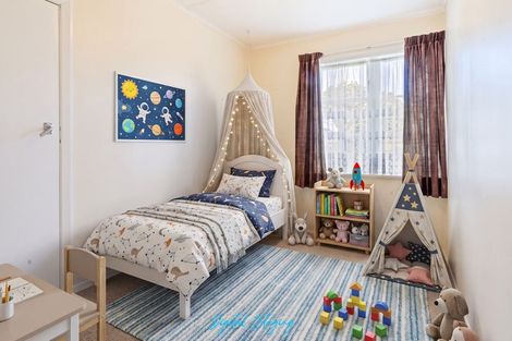 Photo of property in 149 Queen Street West, Levin, 5510