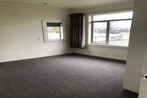 Photo of property in 43 Mary Street, Winton, 9720