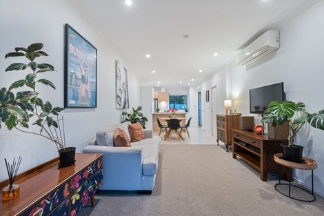 Photo of property in 32c Titoki Street, Te Atatu Peninsula, Auckland, 0610