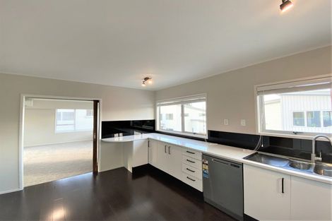 Photo of property in 32a Tirimoana Road, Te Atatu South, Auckland, 0602