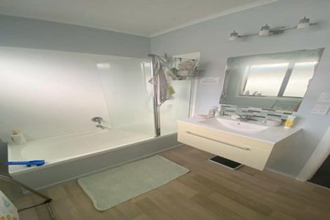 Photo of property in 12 Kingsway Crescent, Forest Lake, Hamilton, 3200