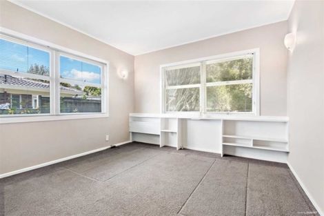 Photo of property in 23 Charles Dickens Drive, Mellons Bay, Auckland, 2014