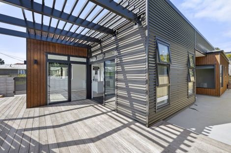 Photo of property in 53 Pohutukawa Place, Bell Block, New Plymouth, 4312