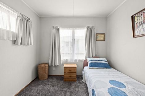 Photo of property in 5 Tasman Street, Havelock North, 4130