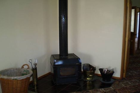 Photo of property in 74-76 Shiel Street, Reefton, 7830