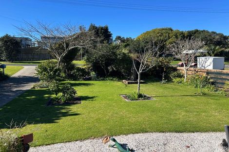 Photo of property in 109 Ocean Beach Road, Tairua, 3508