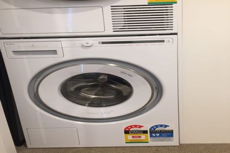 Photo of property in 1/60 Hepburn Road, Glendene, Auckland, 0602