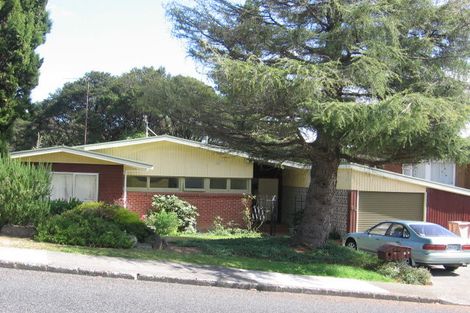 Photo of property in 84 Roseberry Avenue, Birkenhead, Auckland, 0626