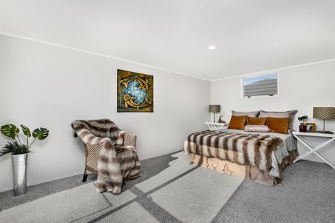 Photo of property in 1/52 Takanini Road, Takanini, 2112