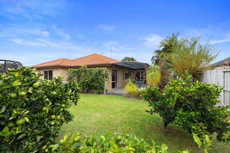 Photo of property in 3 Mcleod Place, Papamoa Beach, Papamoa, 3118