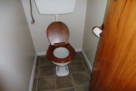 Photo of property in 38 Parsons Street, Saint Johns Hill, Whanganui, 4501