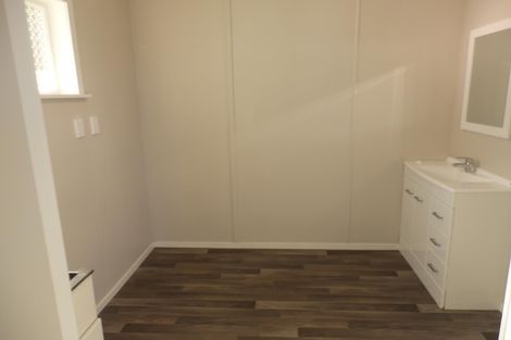 Photo of property in 51 Bowen Street, Cambridge, 3434