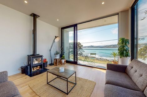 Photo of property in 306b Queens Drive, Lyall Bay, Wellington, 6022