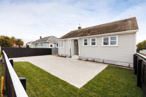 Photo of property in 14 Humber Street, Roslyn, Palmerston North, 4414