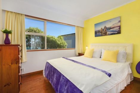 Photo of property in 10 The Track, Plimmerton, Porirua, 5026