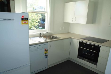 Photo of property in 24 Garden Road, Northland, Wellington, 6012