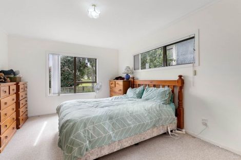 Photo of property in 83 Kervil Avenue, Te Atatu Peninsula, Auckland, 0610
