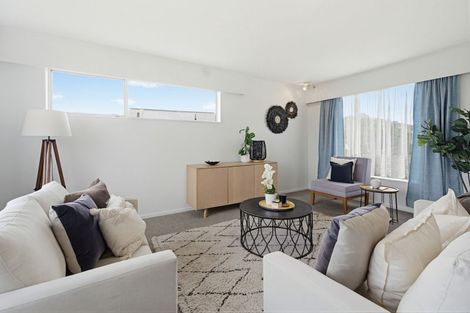 Photo of property in 77 Baylands Drive, Newlands, Wellington, 6037