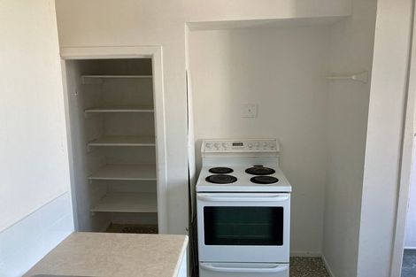 Photo of property in 87 Queens Drive, Lyall Bay, Wellington, 6022