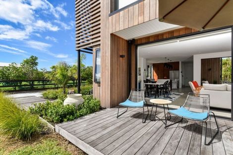 Photo of property in 271 Mangatawhiri Road, Omaha, 0986