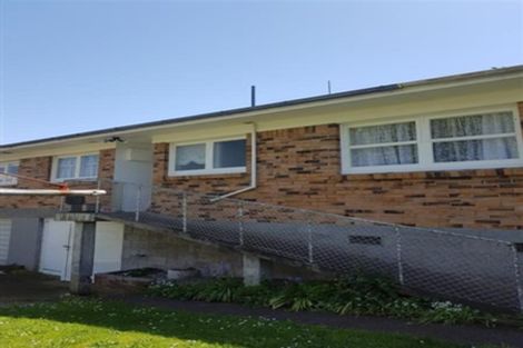 Photo of property in 2/22 Union Street, Papakura, 2110