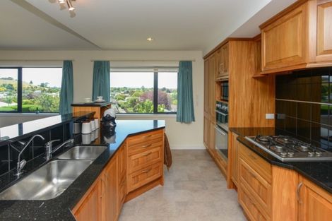 Photo of property in 75 Hetley Crescent, Taradale, Napier, 4112