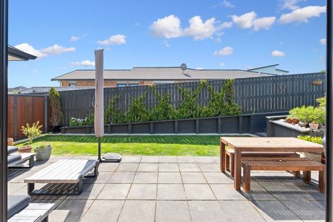 Photo of property in 21 Nelson Avenue, Aotea, Porirua, 5024