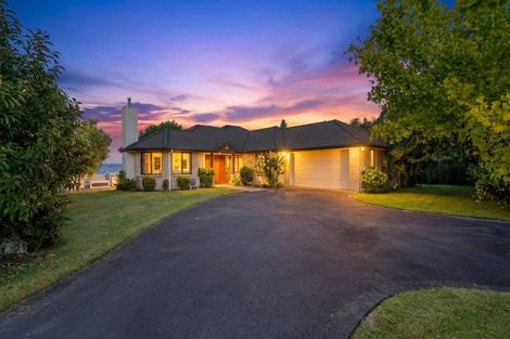 Photo of property in 20 Gemini Place, Kawaha Point, Rotorua, 3010