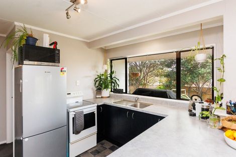 Photo of property in 18 Phillips Street, Sanson, 4817