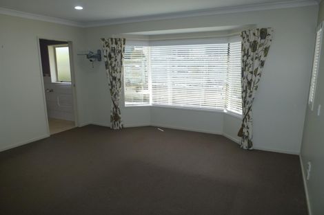 Photo of property in 8a Holmwood Park Drive, Morrinsville, 3300