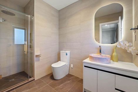 Photo of property in 41 Compass Way, Half Moon Bay, Auckland, 2012