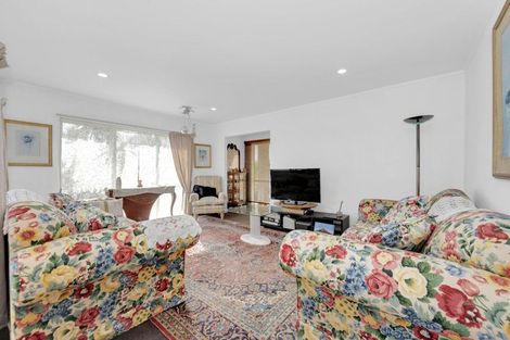 Photo of property in 220 Te Irirangi Drive, Flat Bush, Auckland, 2019